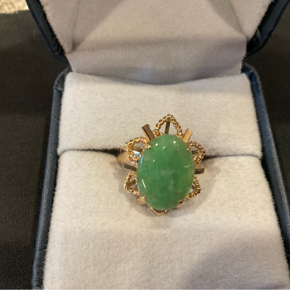 Ring, Nephrite Jade and 14k gold - Picture 11 of 14